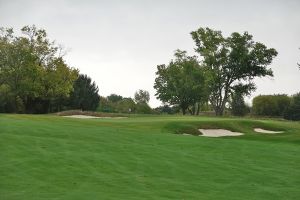 Lac La Belle 10th Approach